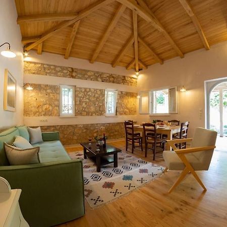 Villa Avli - Tranquil Stonehouse In Lefkada à Alexandros Extérieur photo