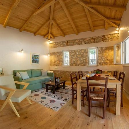 Villa Avli - Tranquil Stonehouse In Lefkada à Alexandros Extérieur photo